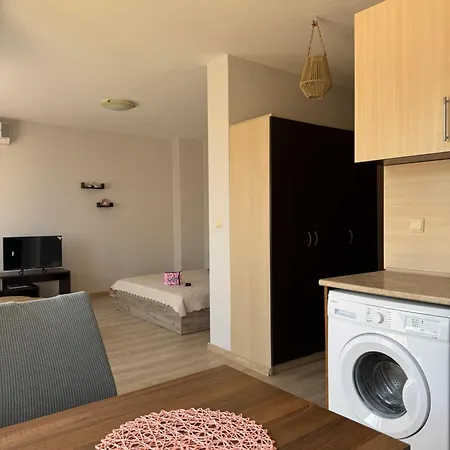 студиа осака Apartment Sunny Beach