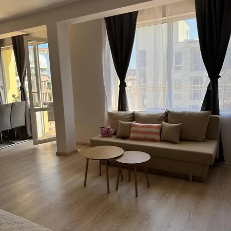 Apartment студиа осака Sunny Beach